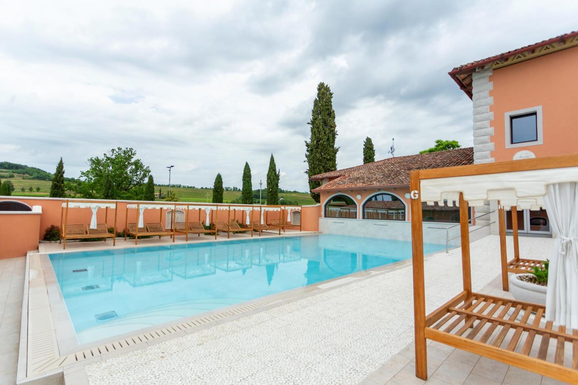 Гостьовий будинок Casale In Collina Capriva del Friuli Екстер'єр фото