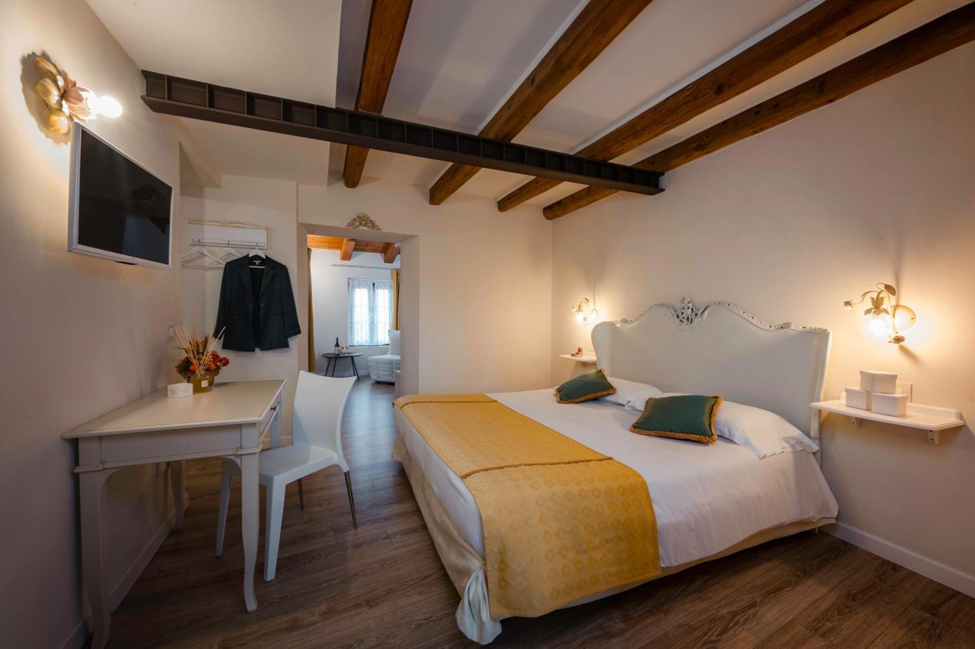 Гостьовий будинок Casale In Collina Capriva del Friuli Екстер'єр фото