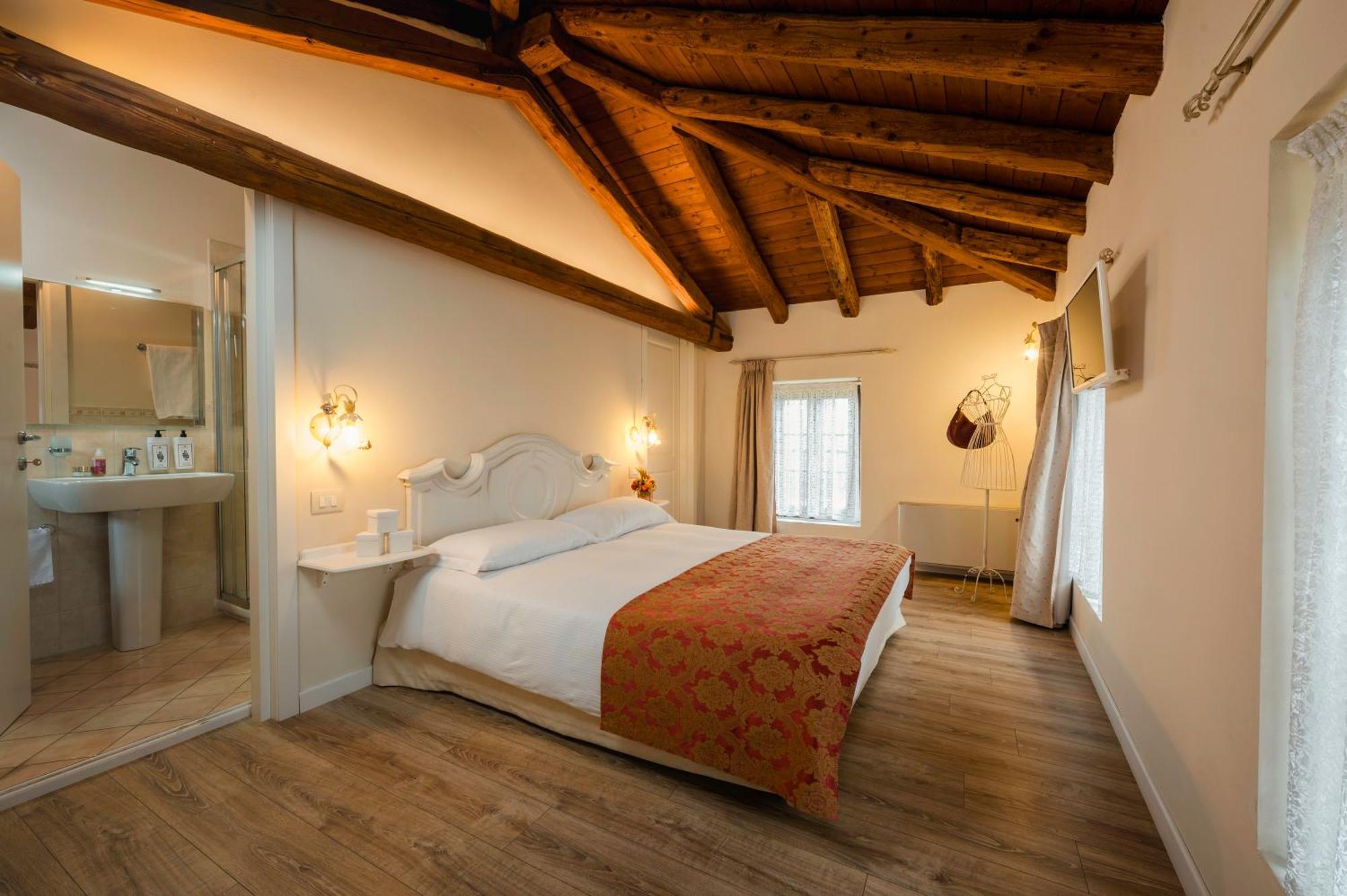 Гостьовий будинок Casale In Collina Capriva del Friuli Екстер'єр фото