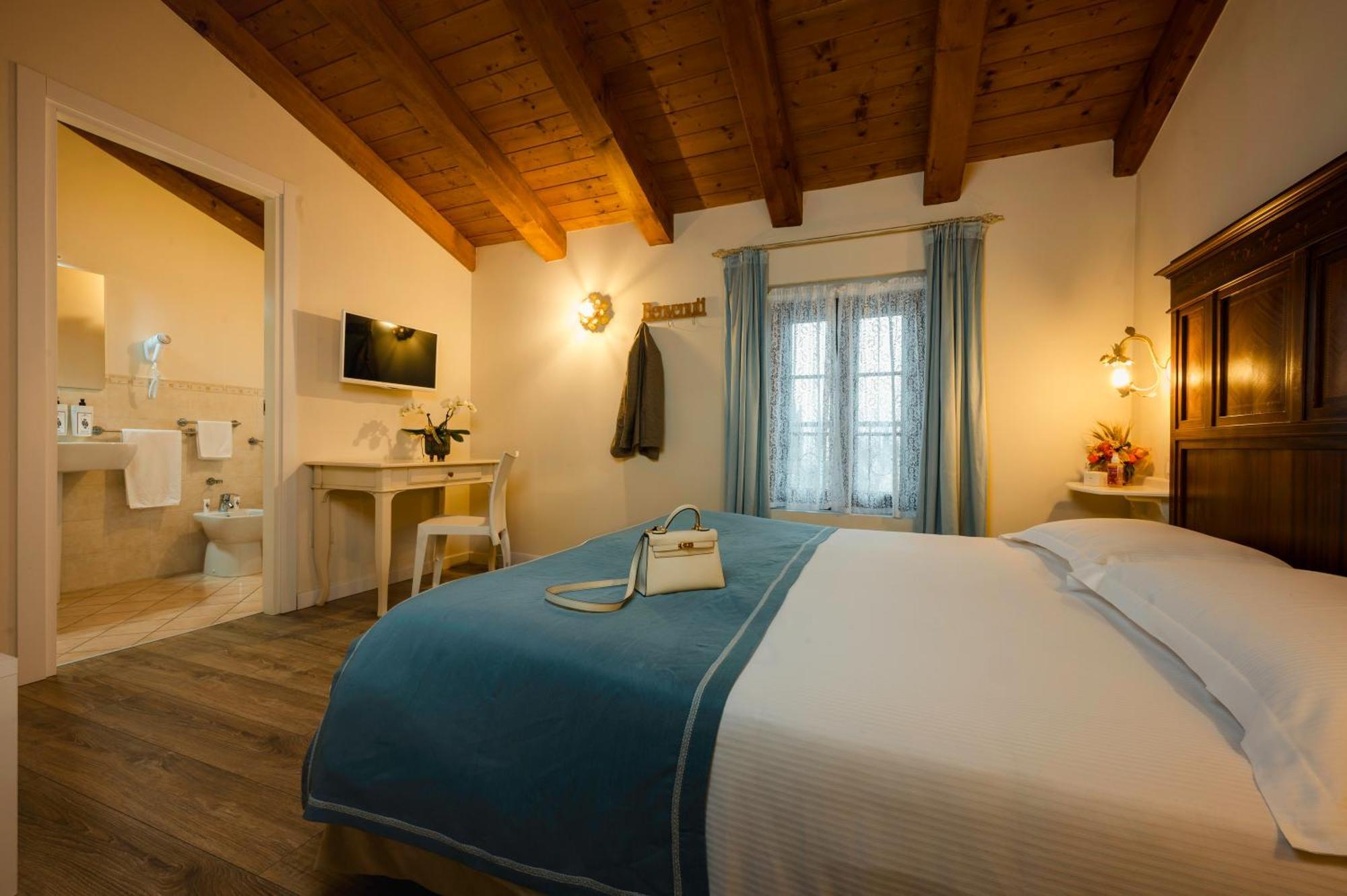 Гостьовий будинок Casale In Collina Capriva del Friuli Екстер'єр фото