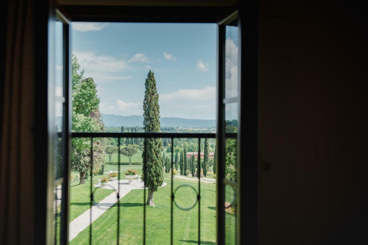 Гостьовий будинок Casale In Collina Capriva del Friuli Екстер'єр фото